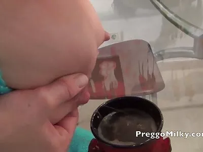 漂亮的黑发妻子在星期天早上去他妈的很长一段时间，他妈的！