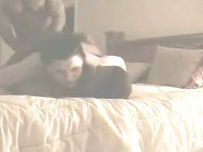 用丝袜操我的女朋友，给她一个饼