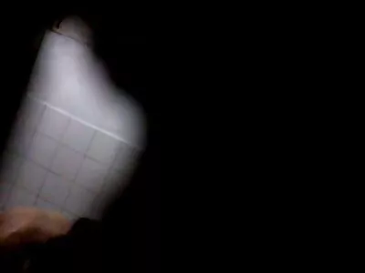 在派对上与年轻的婊子双渗透