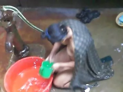 金发荡妇深作呕