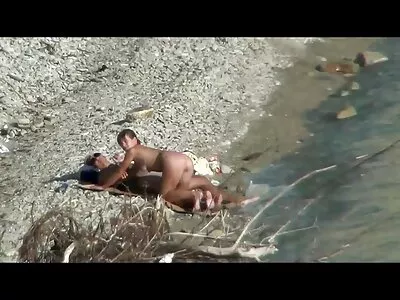 精力充沛的宝贝用性交操她的男人