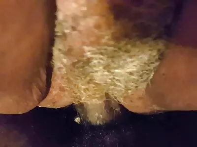 超级性感的金发女郎搭便车