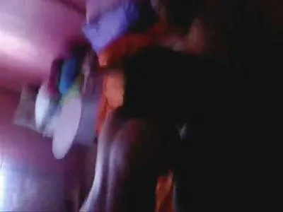 为金发女郎快速操和加仑的精液